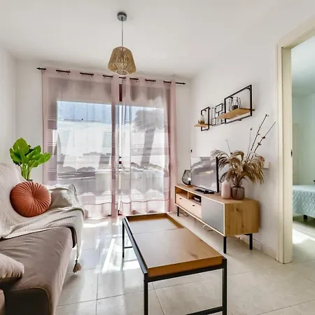 Zafiro Atico Apartment *