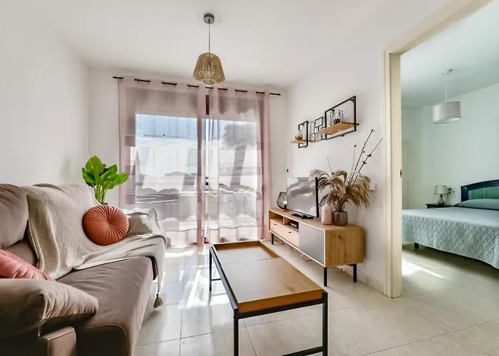Zafiro Atico Appartement *
